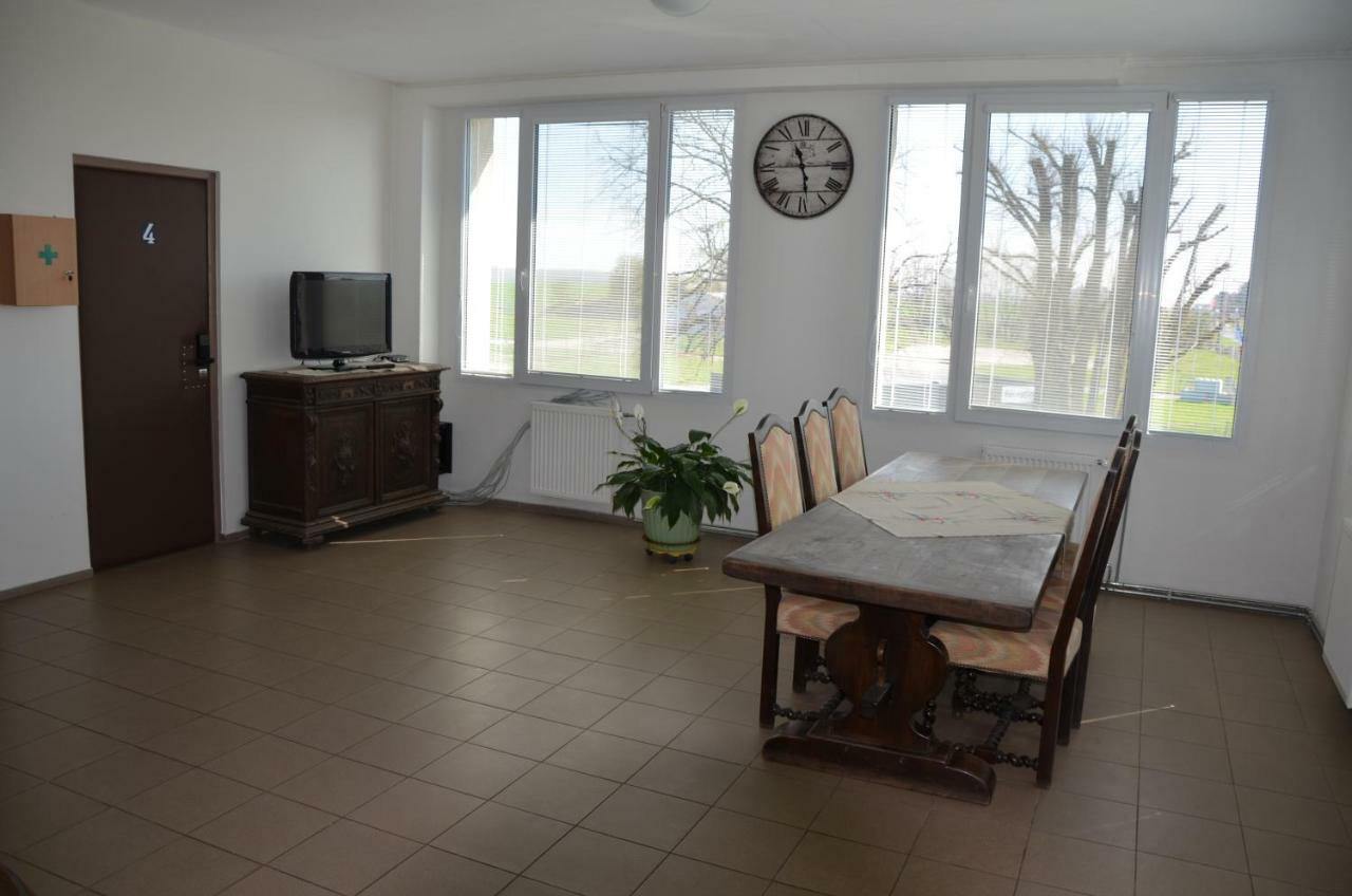 Country House Reem Pommeuse Exteriör bild